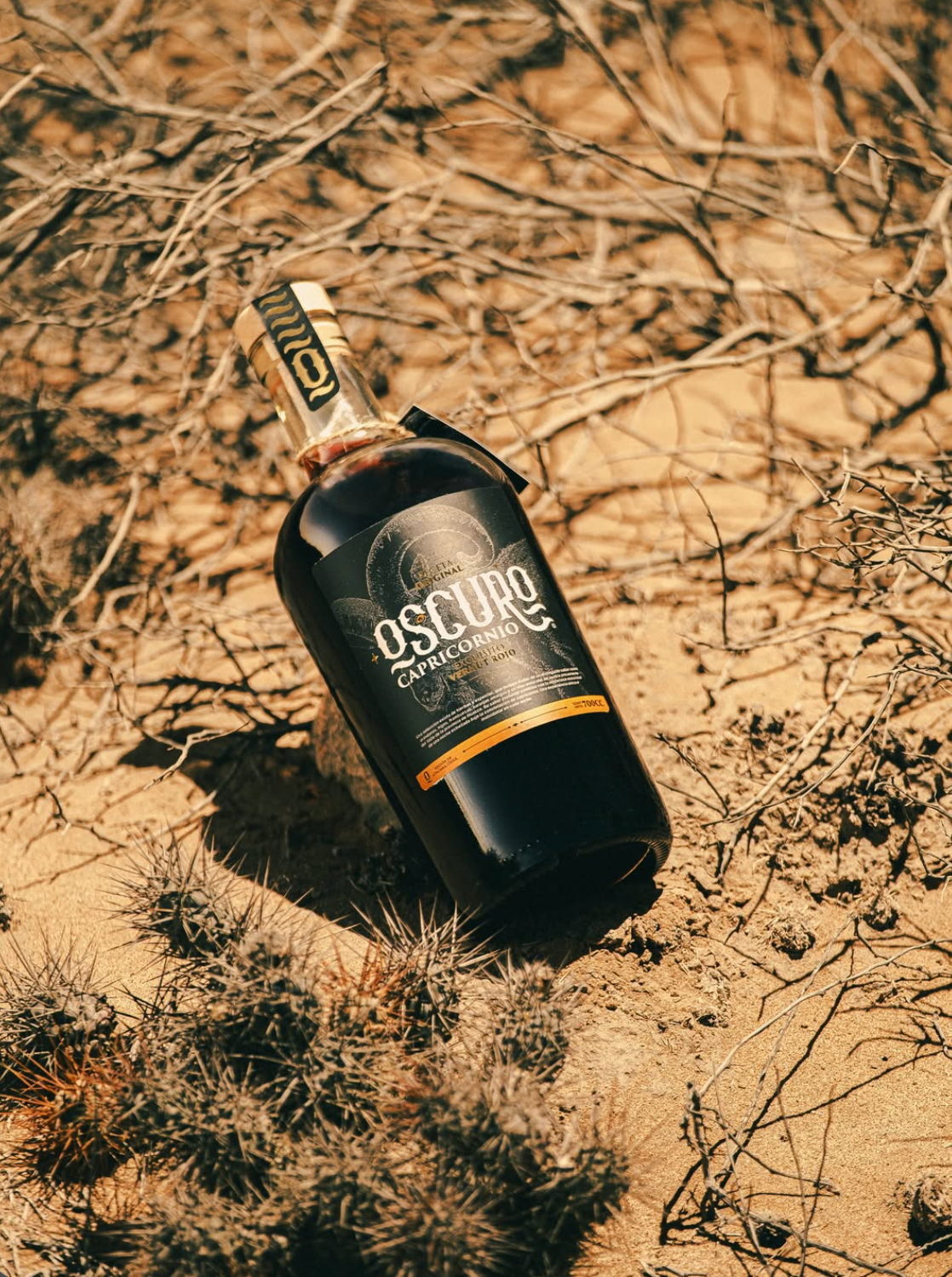 Oscuro Capricornio Vermut